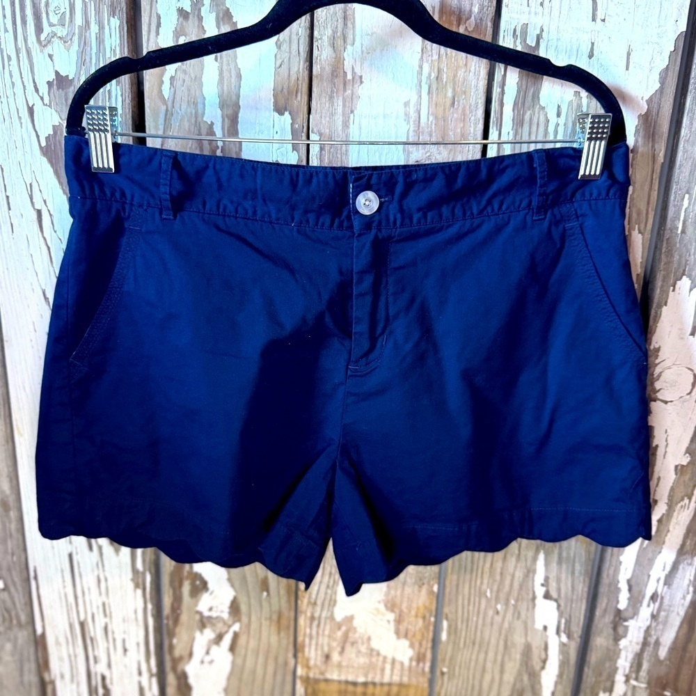 Lauren James Navy Ruffle Shorts Size Large